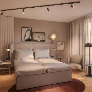 holiday-inn-helsinki-city-centre.tophotelshelsinki.com/
